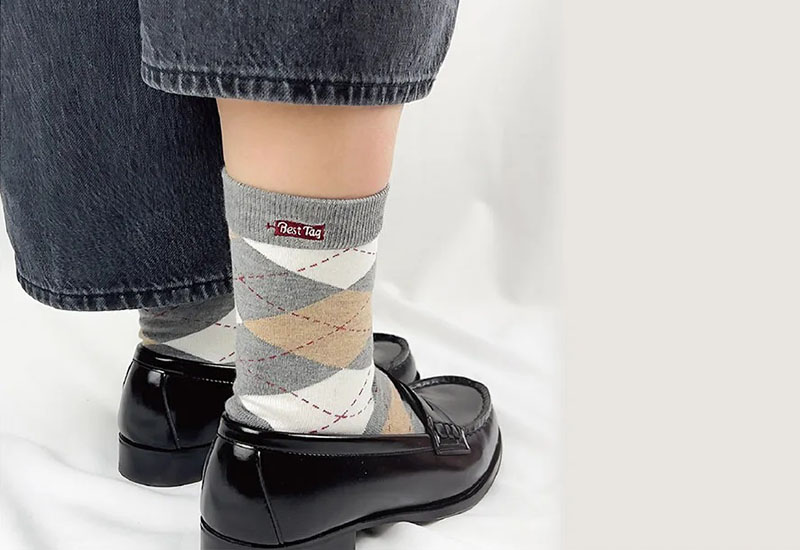 經典菱格紋-淺灰米 厚襪款(2種尺寸) 